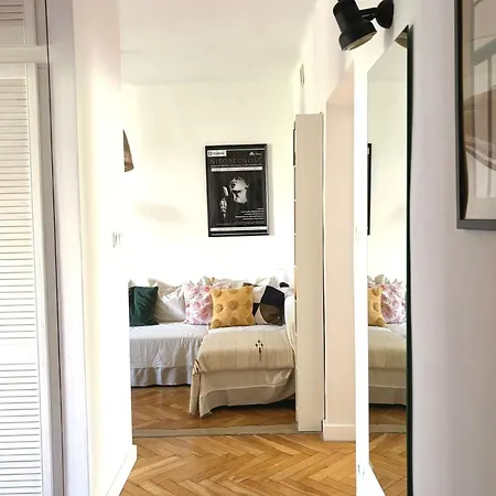 Mid-century Apartamento *